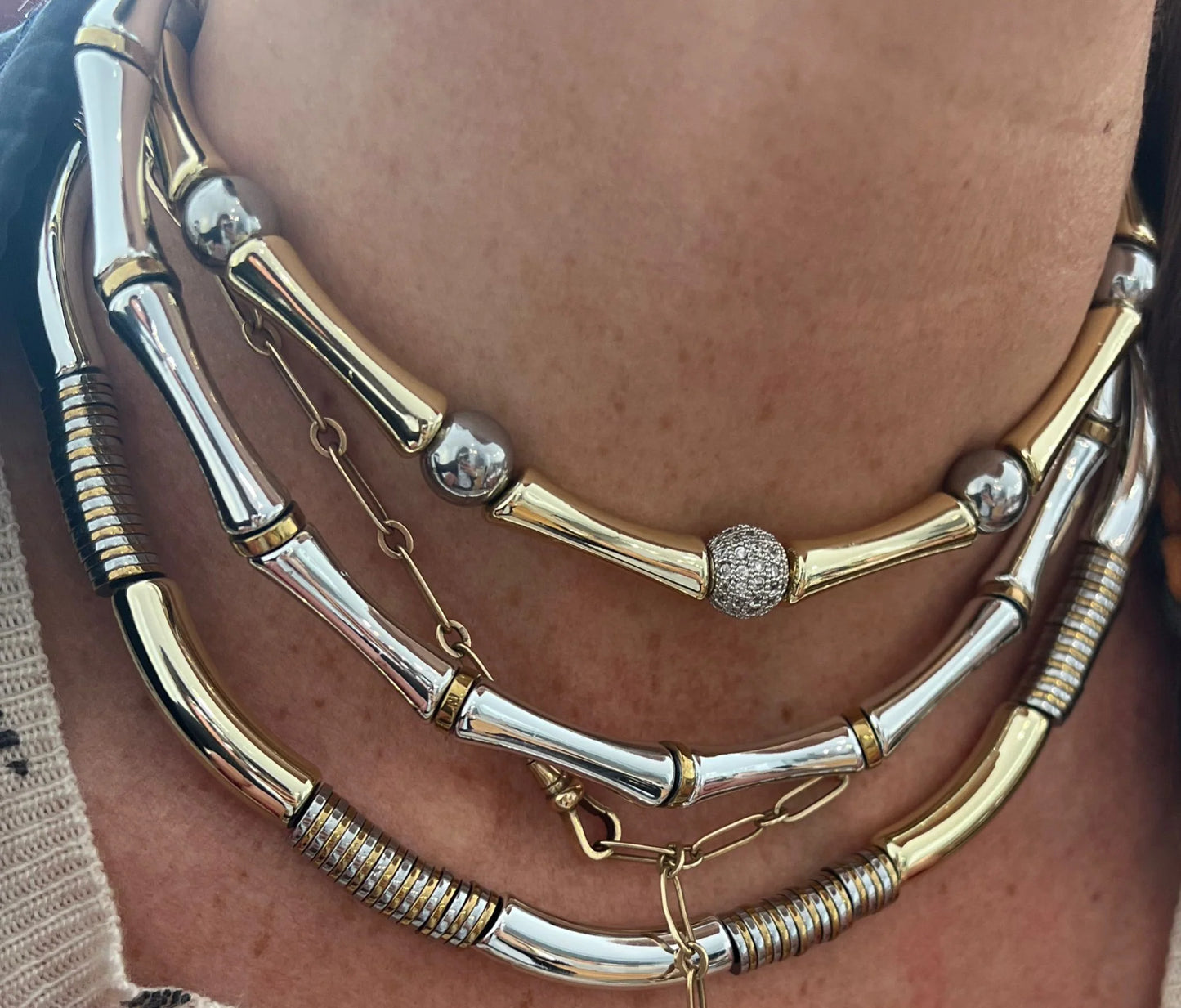 STRABALL NECKLACE