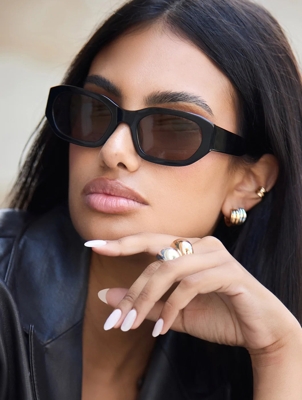 MINI RIVE HOOP EARRINGS
